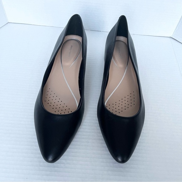 NWOB Easy Spirit Women’s Caldise Pointed Toe Ballet Flats Size 12M - Picture 3 of 8